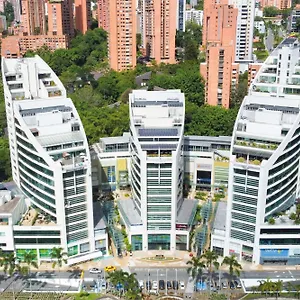 מלון San Fernando Plaza, מדיין